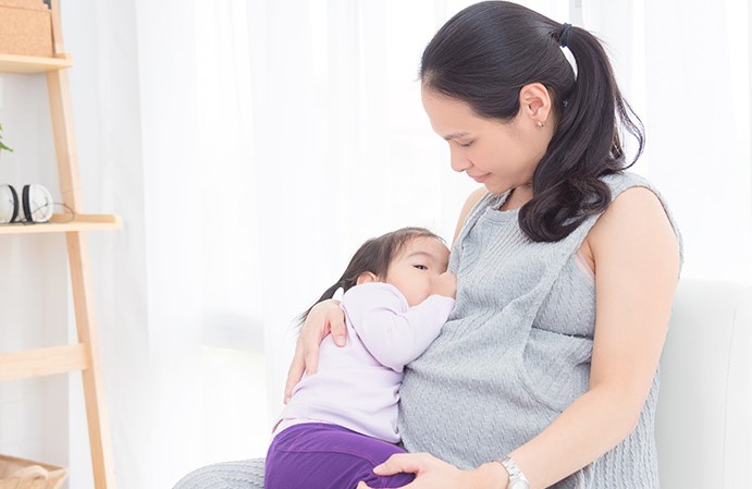 Can You Breastfeed While Pregnant